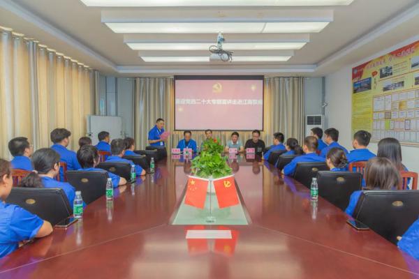 榜樣的力量！“大國(guó)工匠”毛勝利來(lái)江南泵閥宣講
